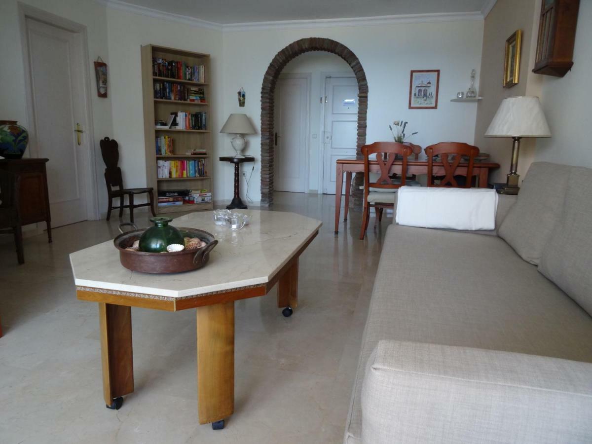 Residencia Pez Espada Apartment *